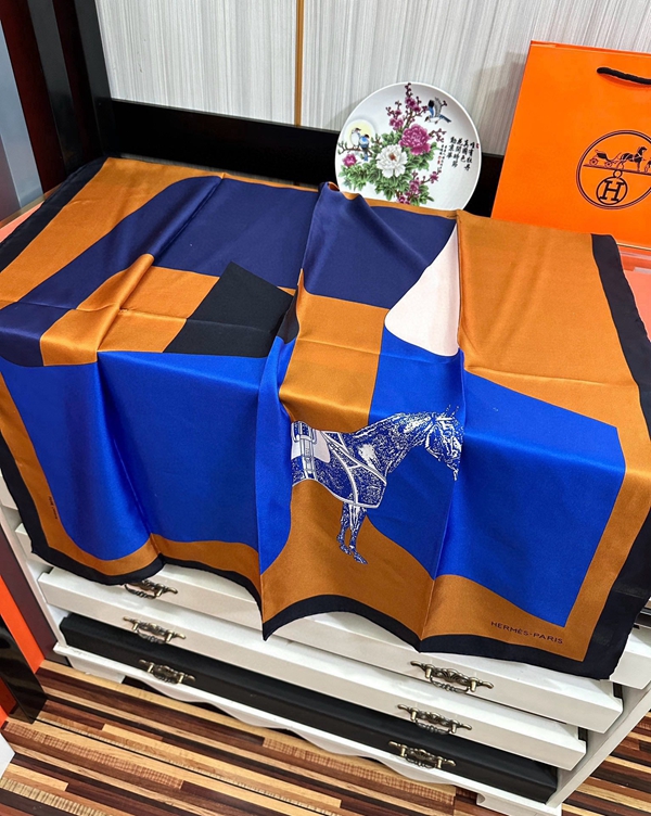 ブランドマフラー細部ディテール